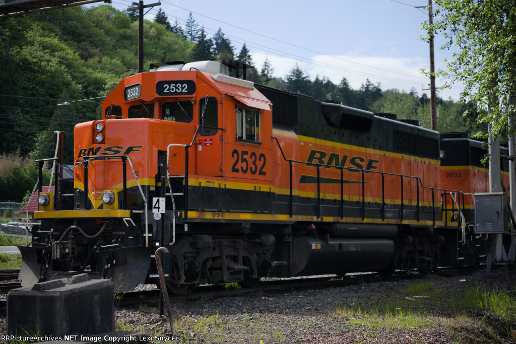 BNSF 2532